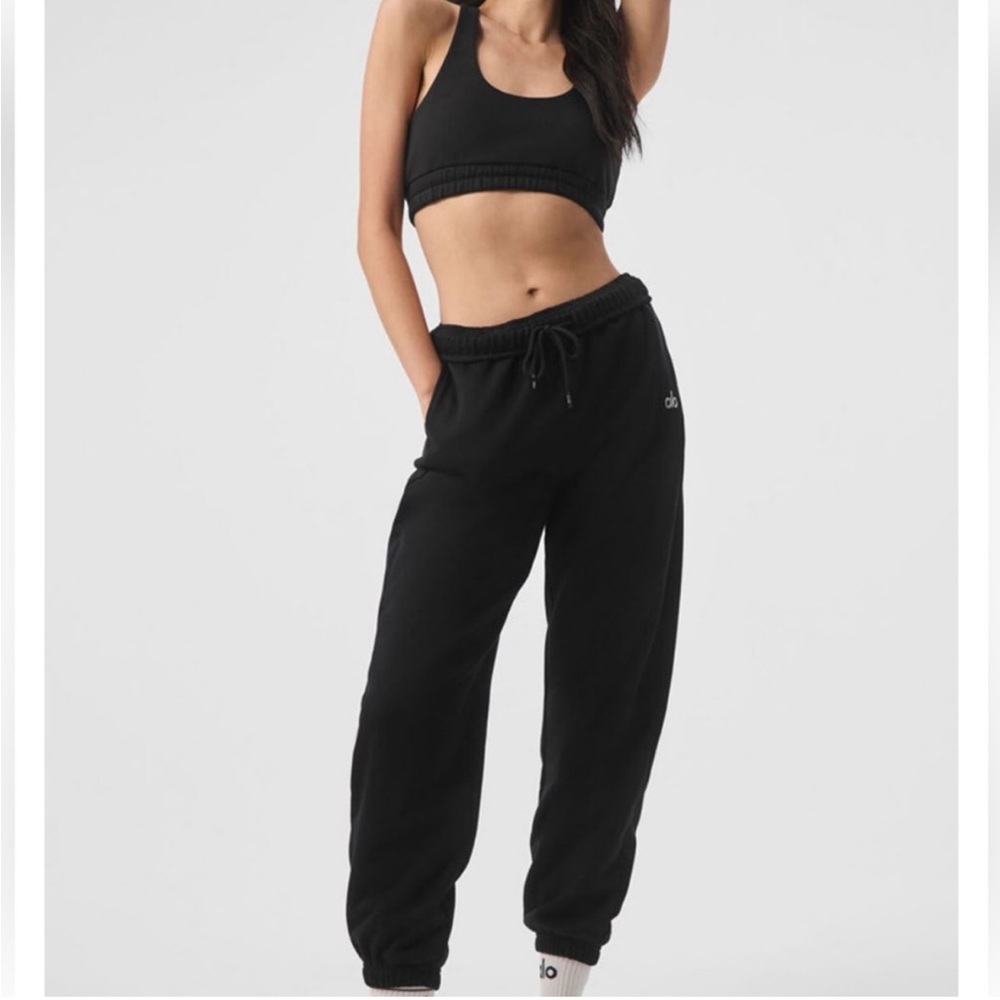 NWT Alo Accolade Black Sweatpants